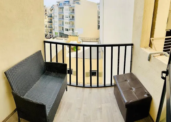 Seaside Duplex St. Paul's Bay