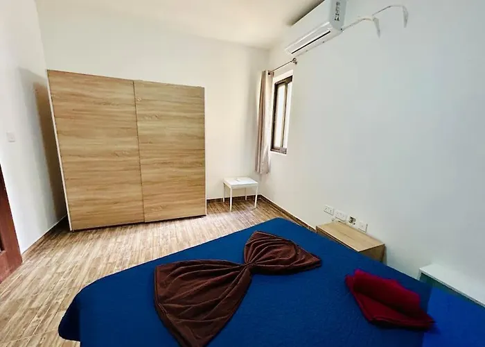 Seaside Duplex Apartamento St. Paul's Bay