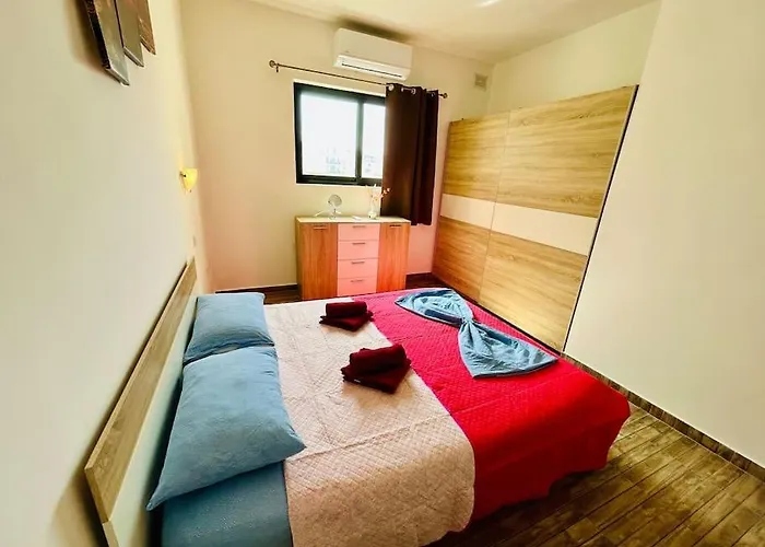 Seaside Duplex Apartamento St. Paul's Bay