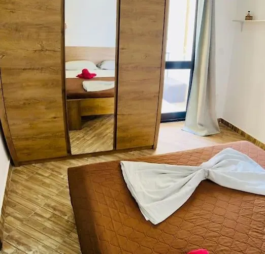 Seaside Duplex Apartamento St. Paul's Bay